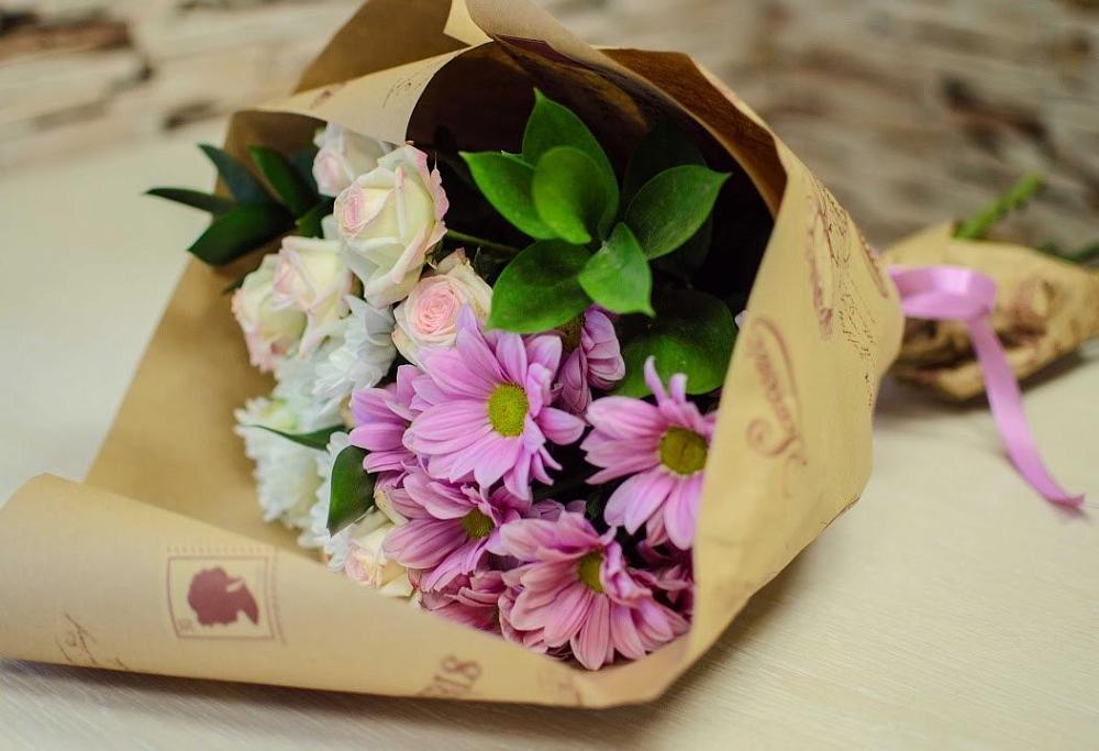 Букет цветов из: Розы и Хризантемы в Кудепста