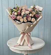 Букет цветов из:  Розы и Лизиантусы в Кудепста