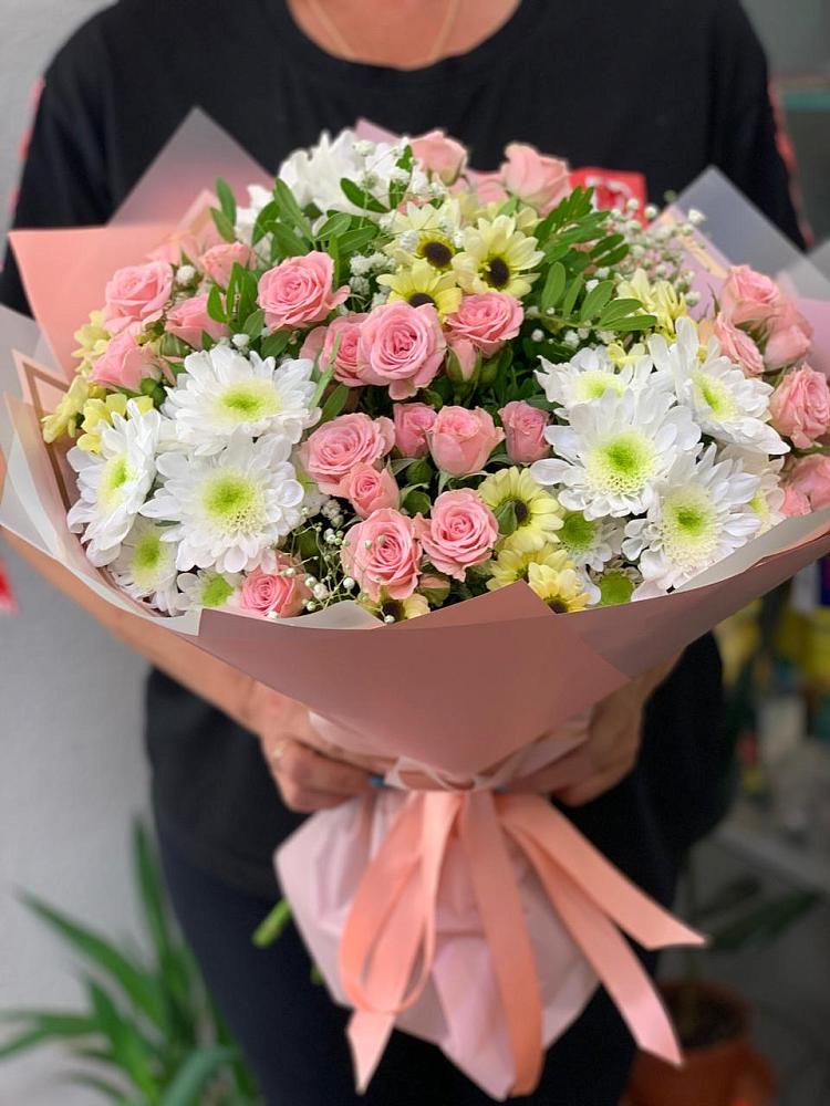 Букет цветов из: Розы и Хризантемы в Кудепста