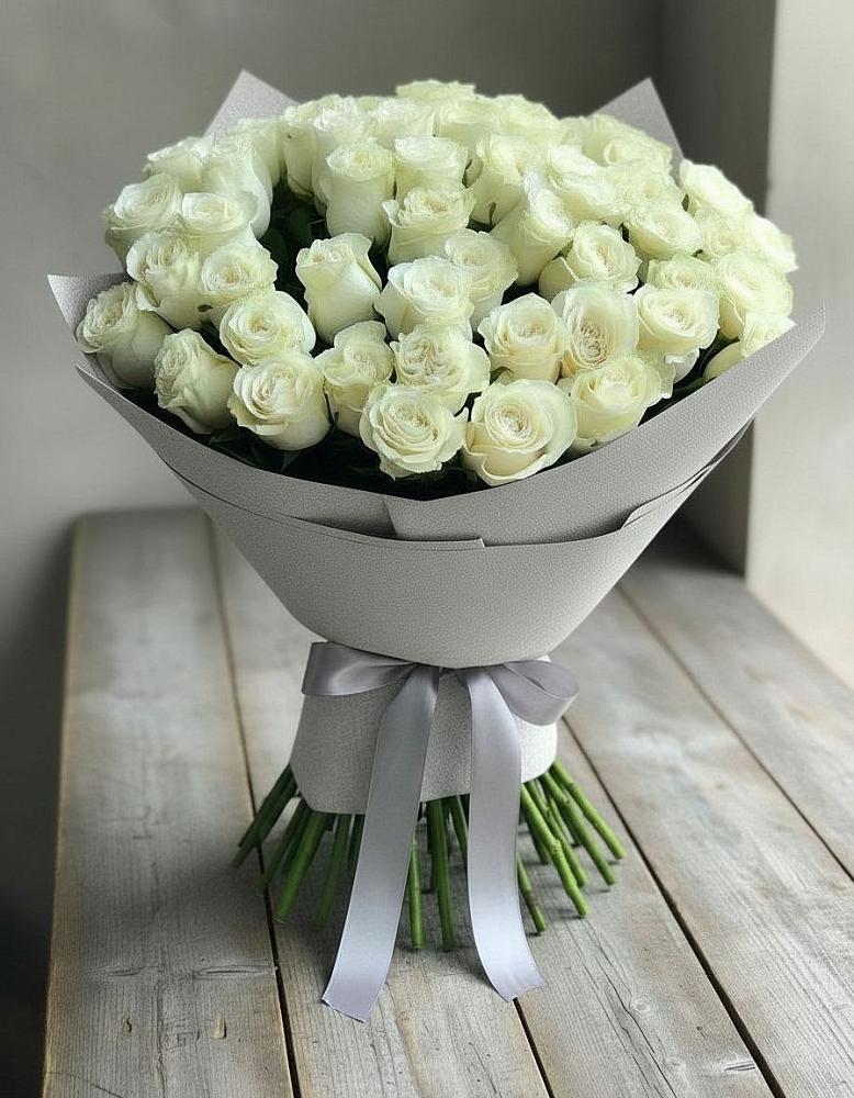 Букет 35 Белых роз в Кудепста